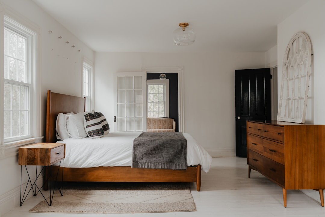minimalist celebrity bedroom